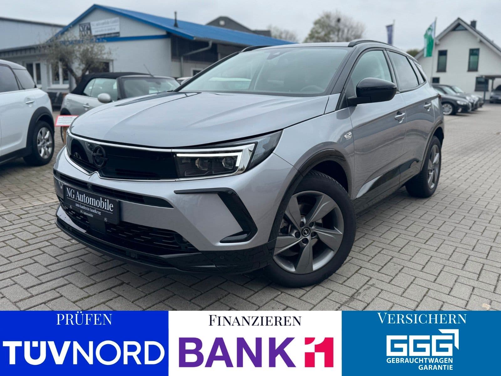 Opel Grandland X, Erstzulassung 2024, Außenansicht